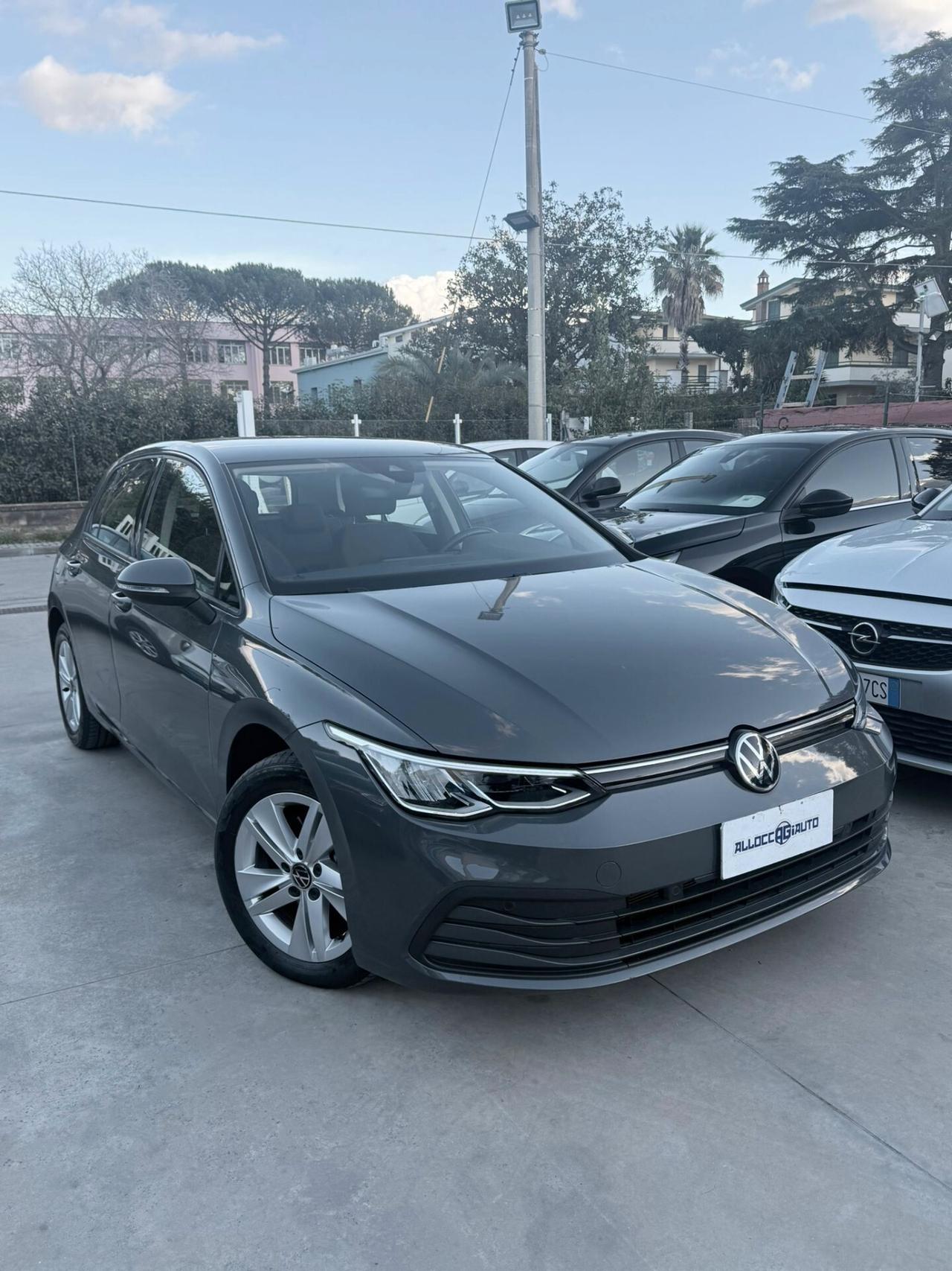 Volkswagen Golf 1.0 eTSI EVO DSG Life FULL LED