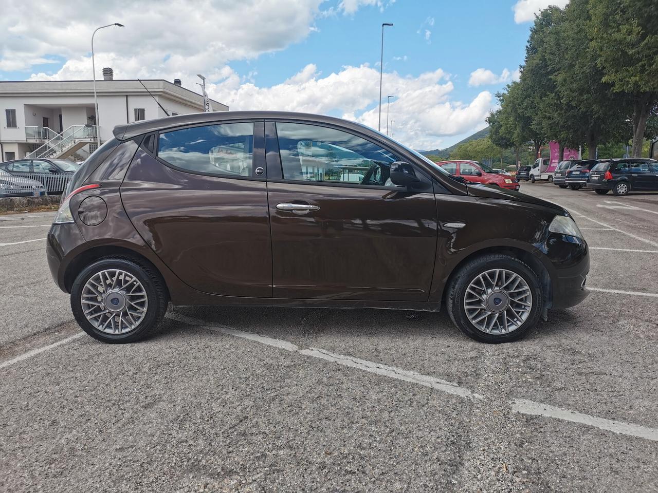 Lancia Ypsilon 1.2 GPL OK NEOPATENTATI