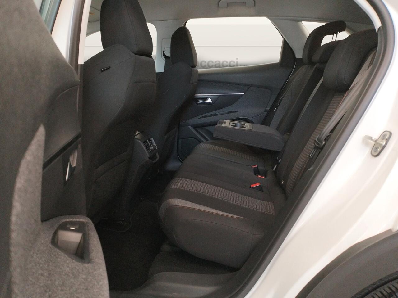 Peugeot 3008 BlueHDi 120 S&S Business