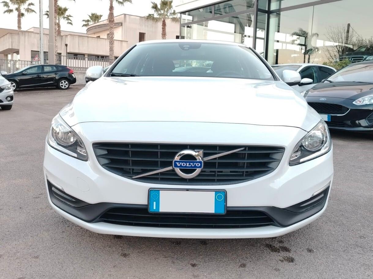 Volvo V60 D2 Momentum