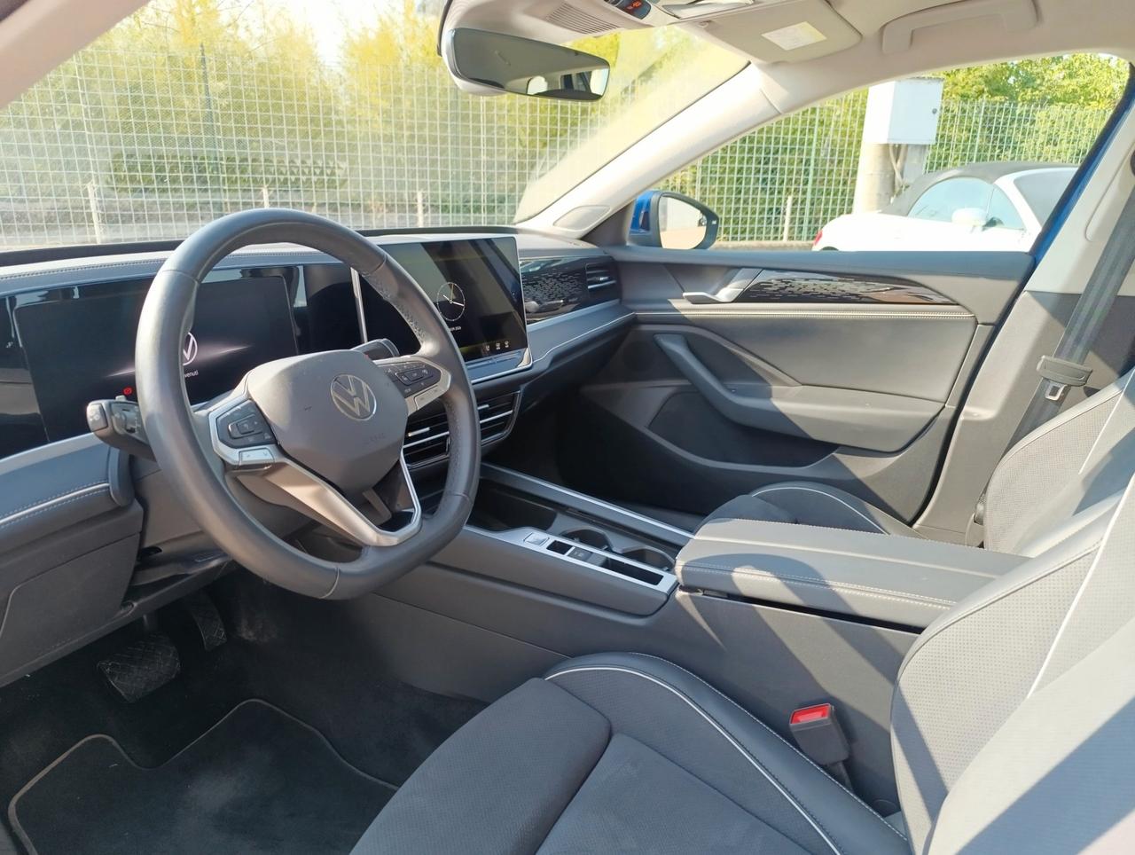Volkswagen Passat 2.0 tdi scr R-Line 150cv dsg