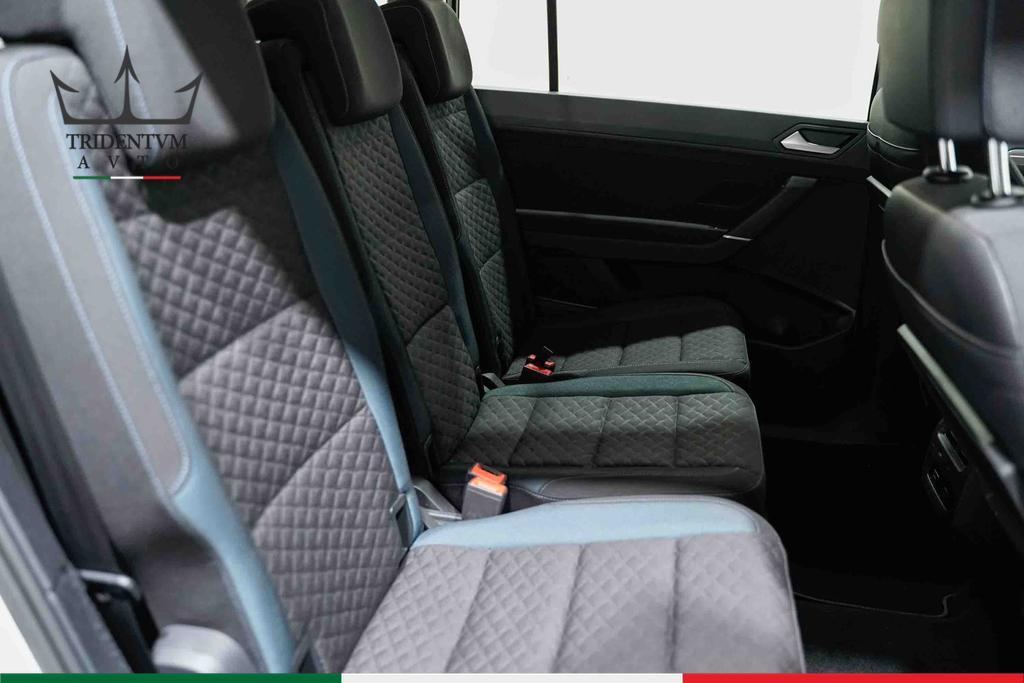 Volkswagen Touran Touran 2.0 tdi Executive dsg