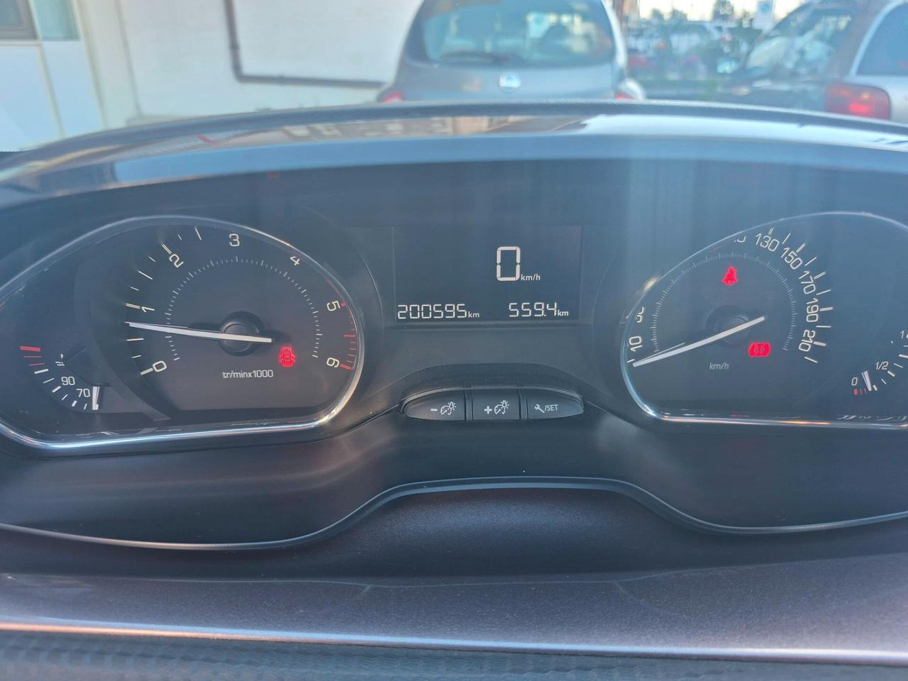 Peugeot 2008 1.4 HDi 68CV Active