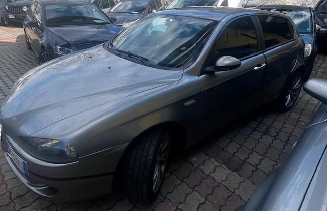 Alfa Romeo 147 1.9 JTD (120) 5 porte Murphy&Nye
