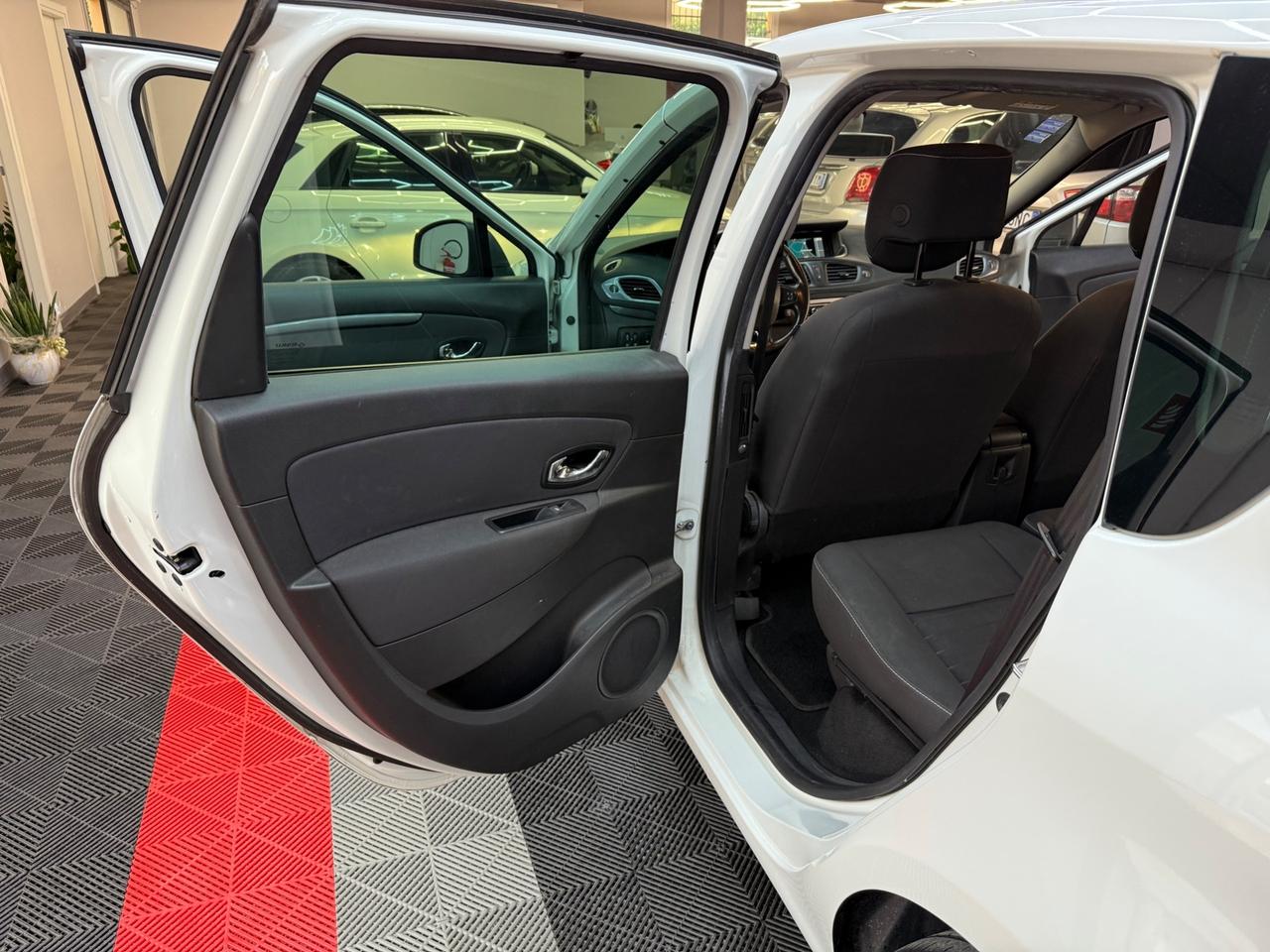 Renault Scénic XMod 1.5 dCi - FABIANOAUTO