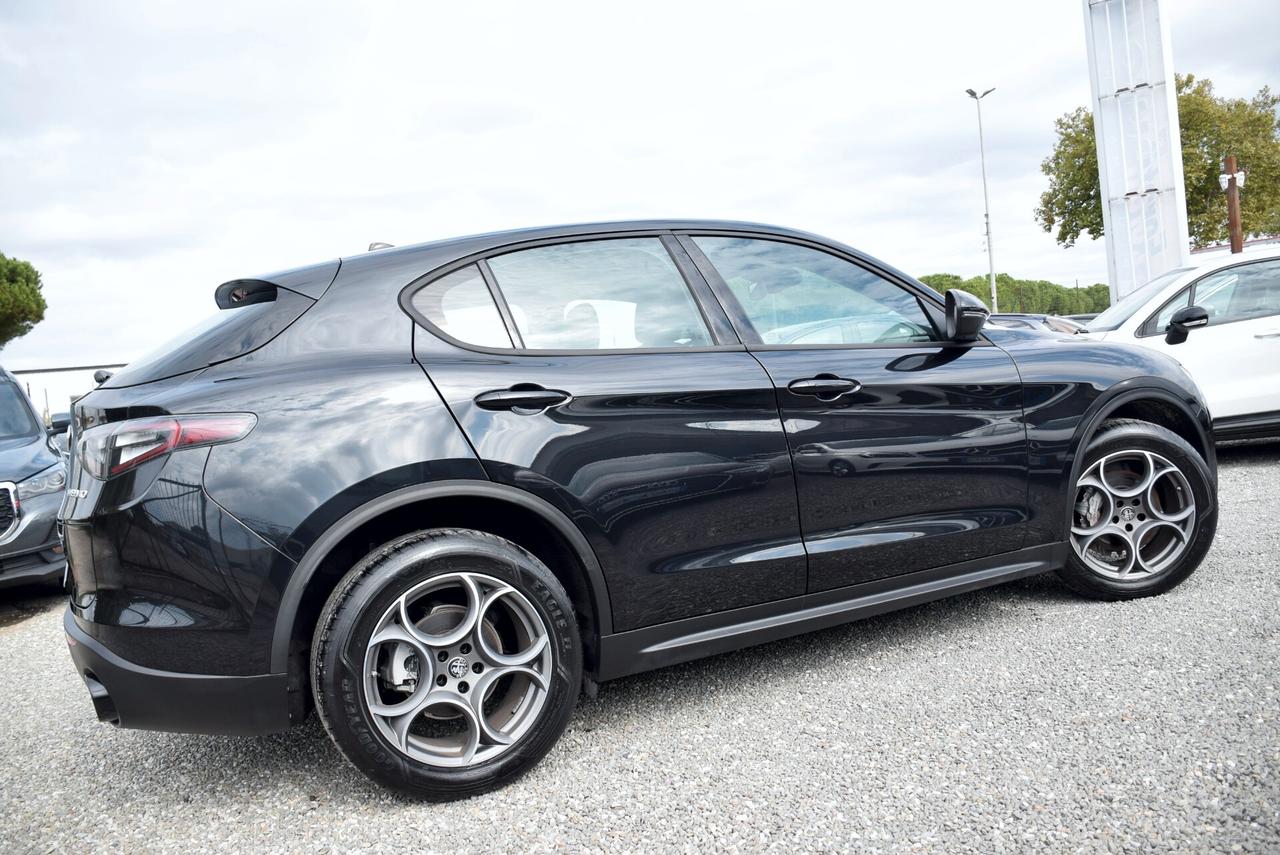 Alfa Romeo Stelvio 4700KM - 2.2 Turbodiesel 160CV AT8 RWD Sprint FULL IVA DETR.