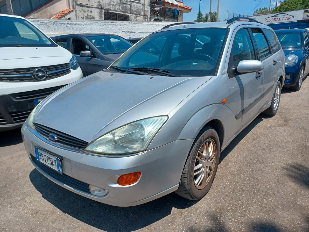 Ford Focus 1.6 SW Ghia SOLO 69000 KM!!