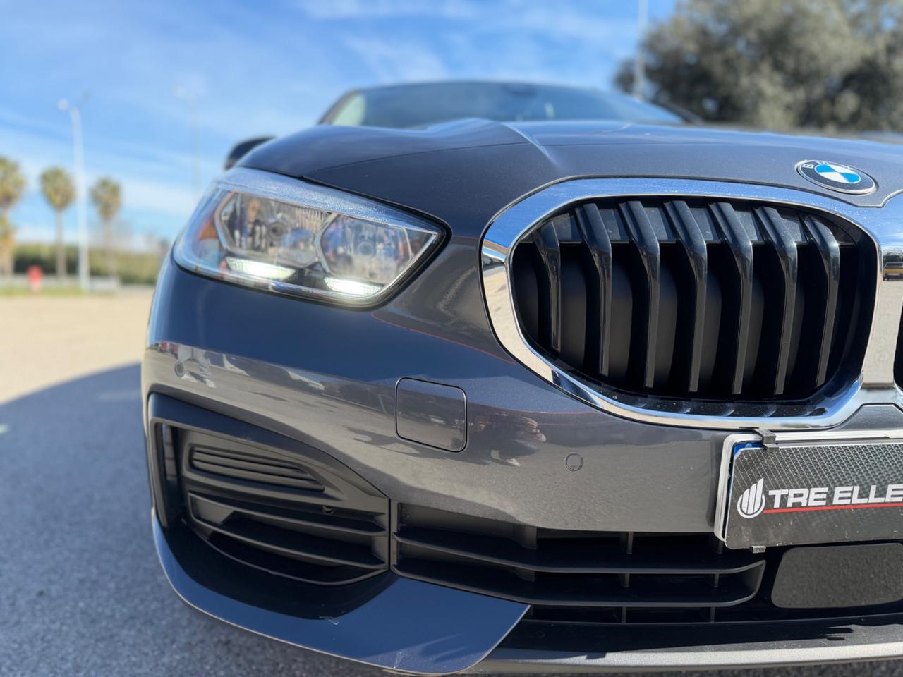 Bmw 116 116d 5p. Business Advantage