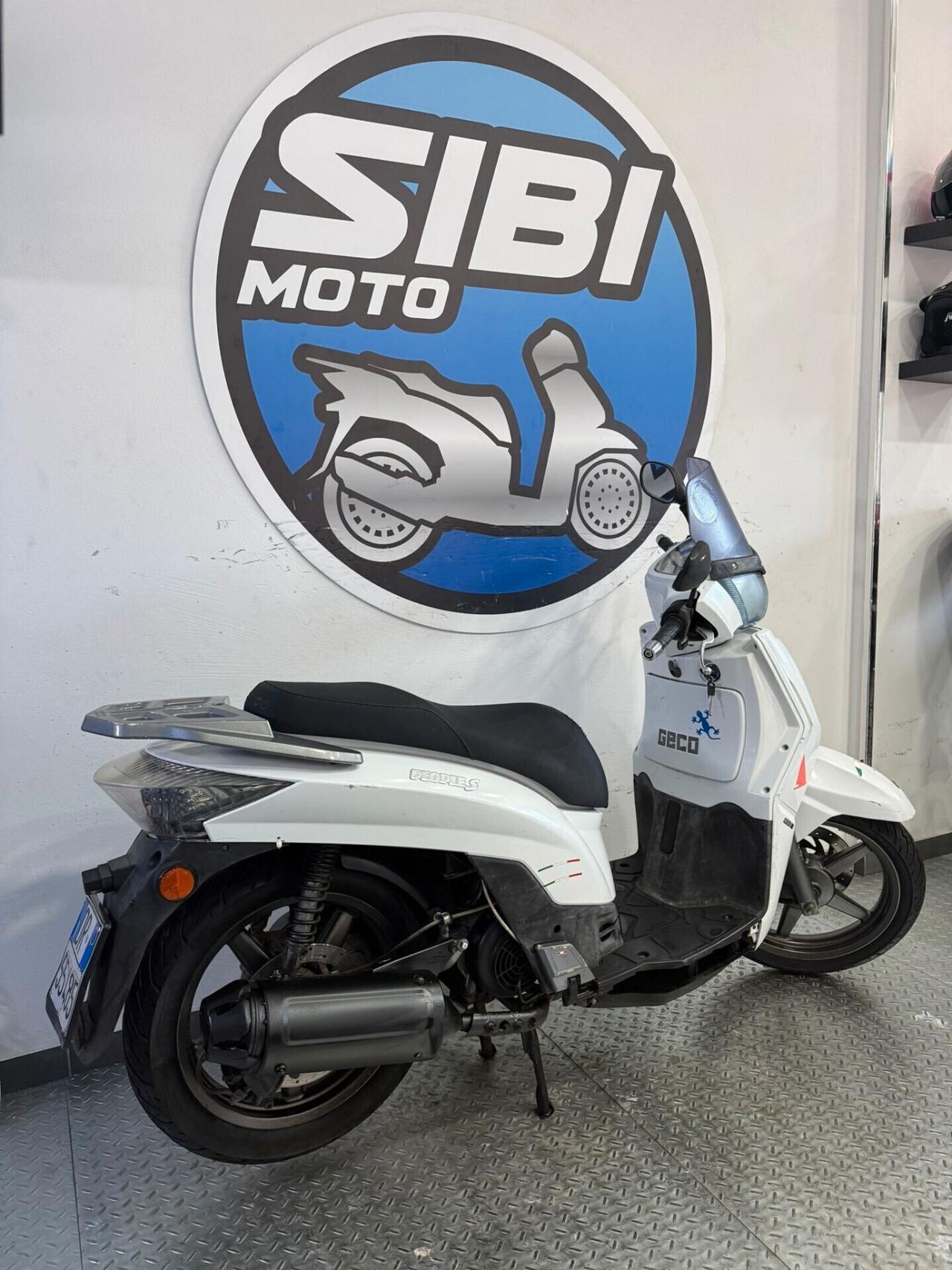 Kymco People S 200