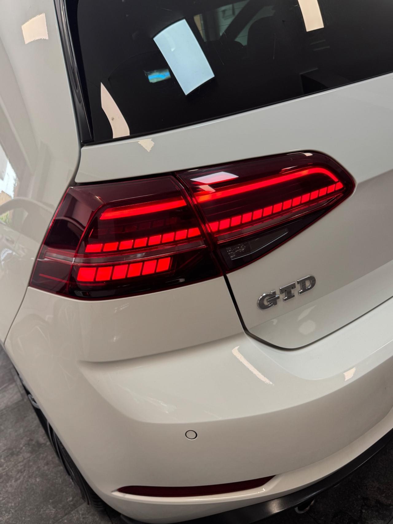 VW GOLF 7.5 GTD 2.0 184 CV TETTO APRIBILE