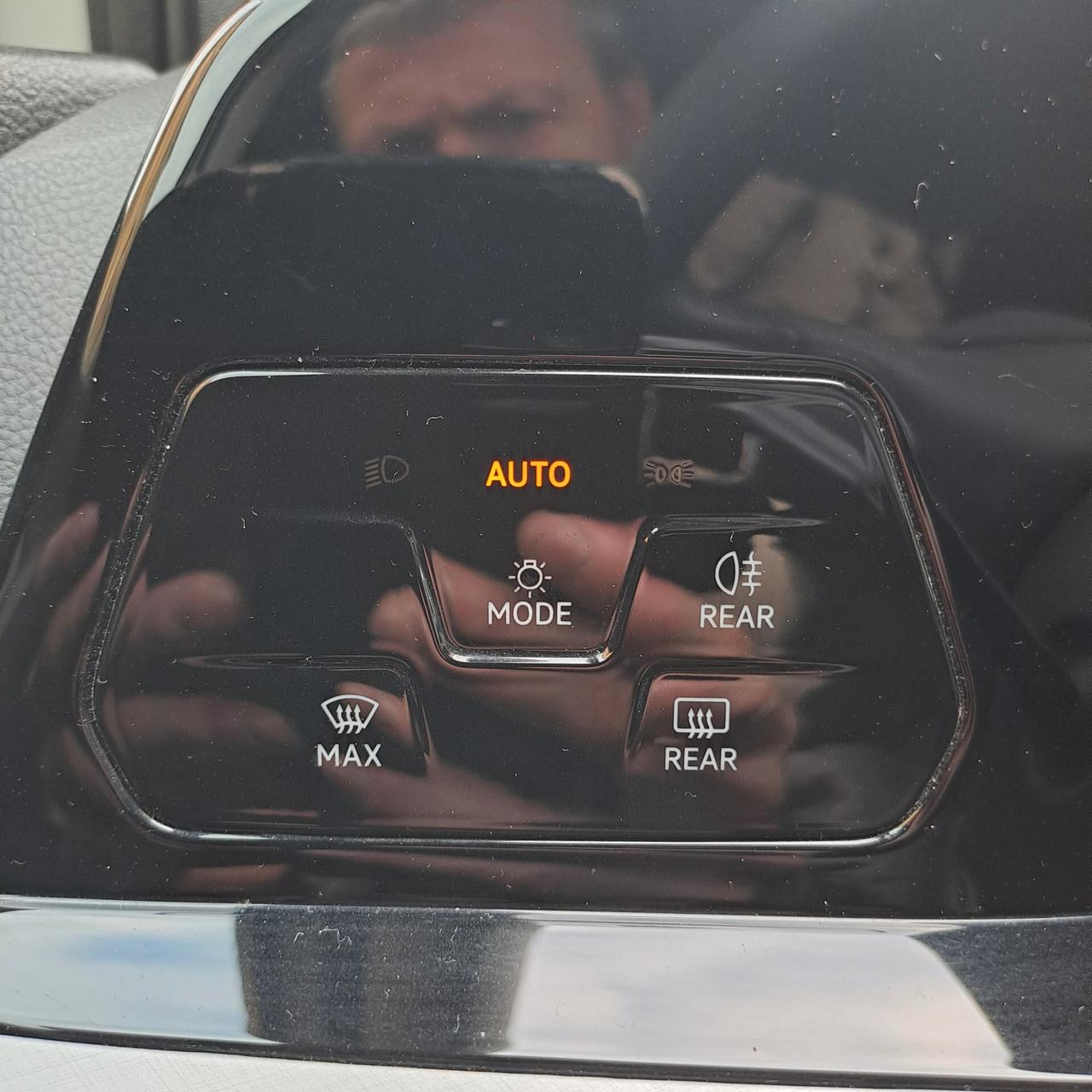 VW GOLF 8- 2.0 TDI - FULL OPT -NEOPATENTATI