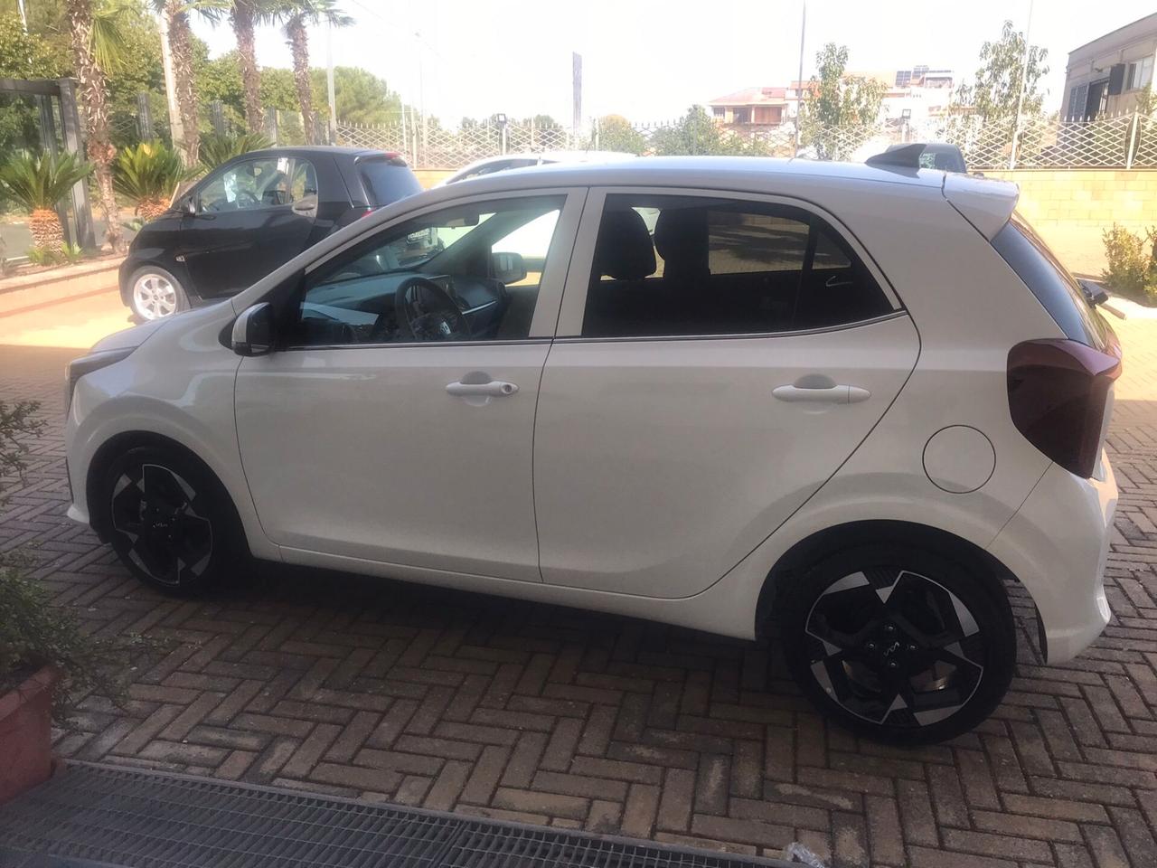 Kia Picanto 1.0 12V 5 porte AMT Urban