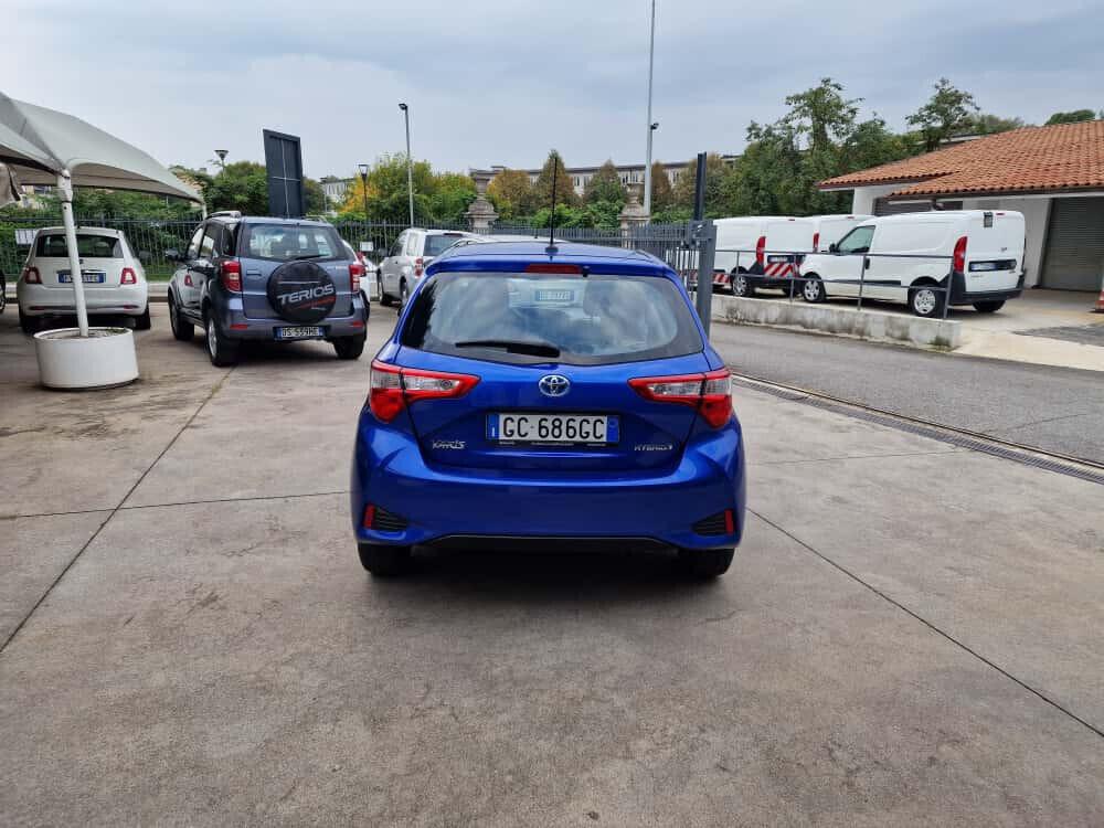 Toyota Yaris 1.5 Hybrid 5 porte Business
