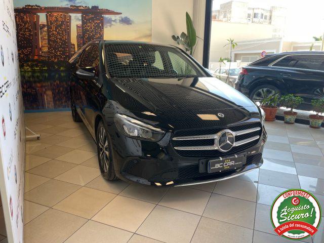 MERCEDES-BENZ B 180 d Automatic *FULL LED*MBUX