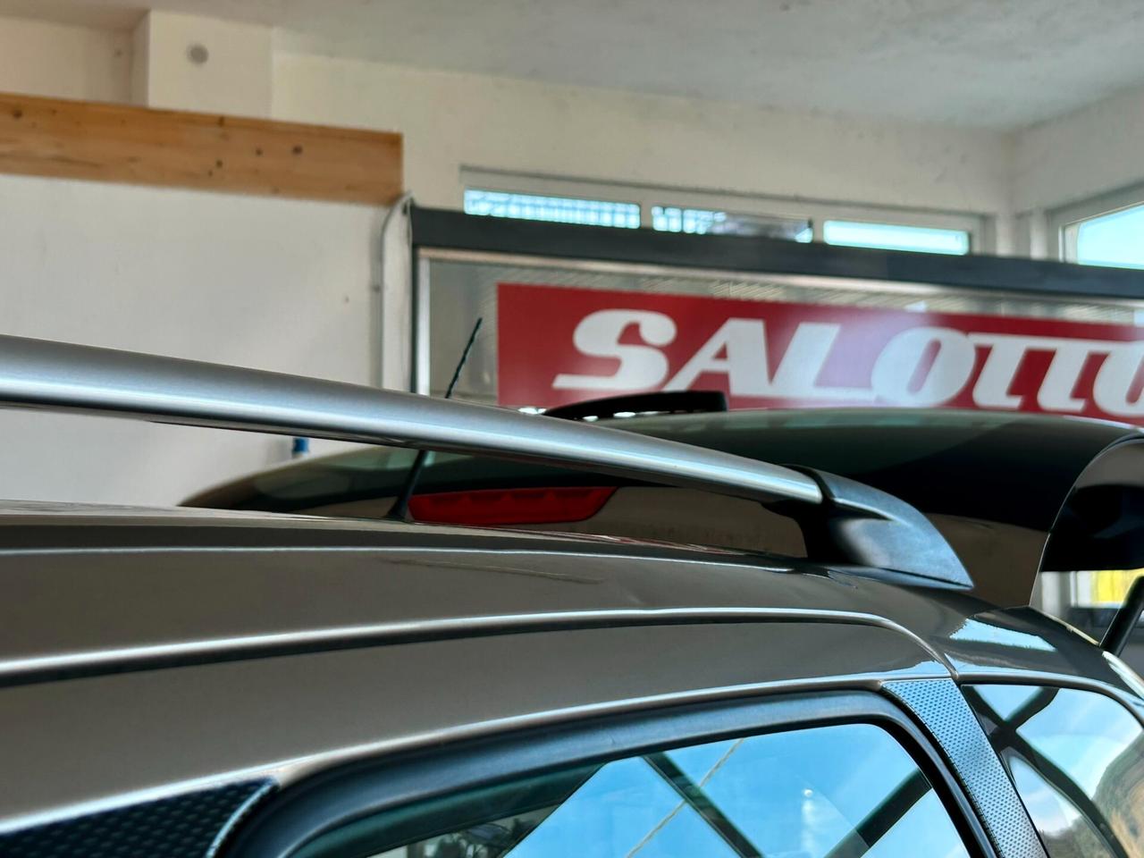 Citroen C3 Picasso *VERSIONE EXCLUSIVE* ONESTA* SALOTTO IN VELLUTO* SPAZIOSA*COLORE BOLLICINA CHAMPAGNE FRANCESE*