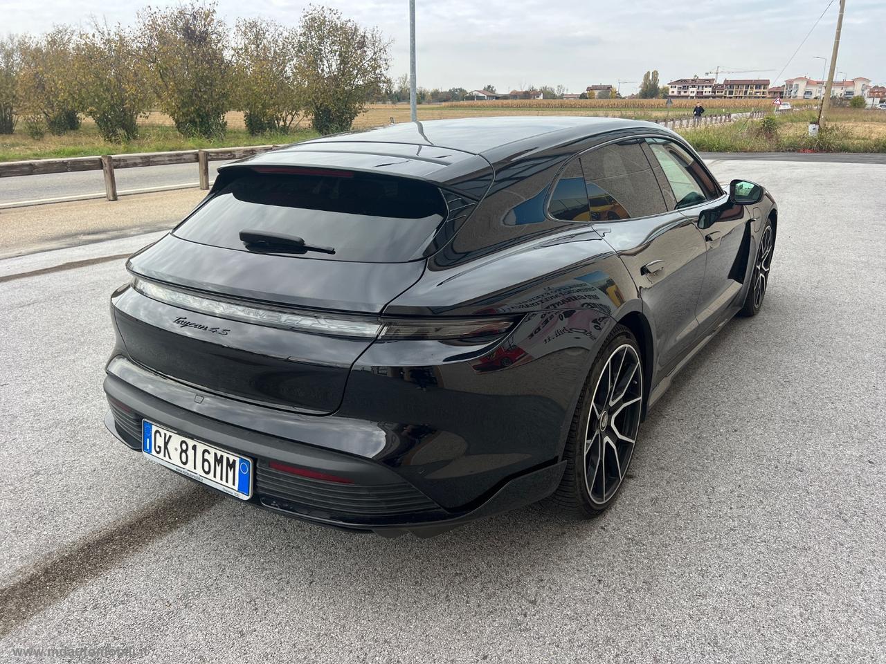PORSCHE Taycan 4S Sport Turismo TETTO 21 IVA ESPOSTA