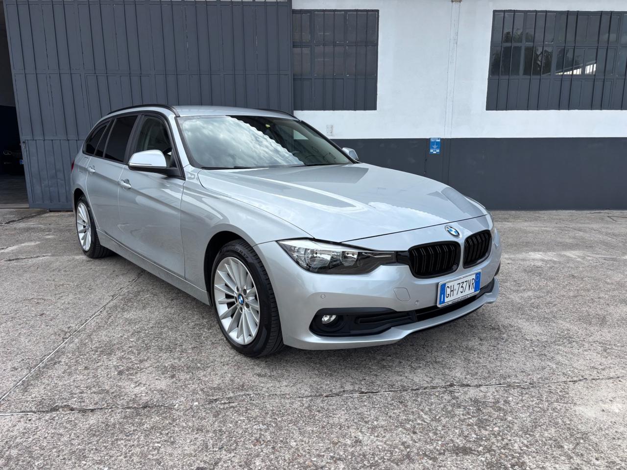 BMW 318d Touring (EURO6-B) garanzia 12 mesi
