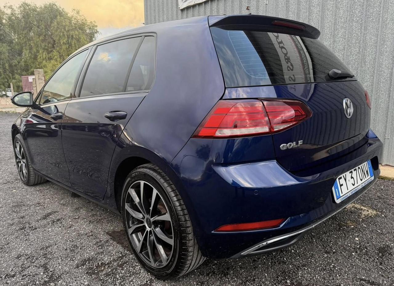 Volkswagen Golf 7.5 DSG7 150 CV