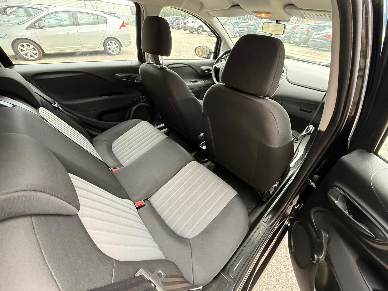 Fiat Punto 1.3 MJT II S&S 95 CV 5 porte Street