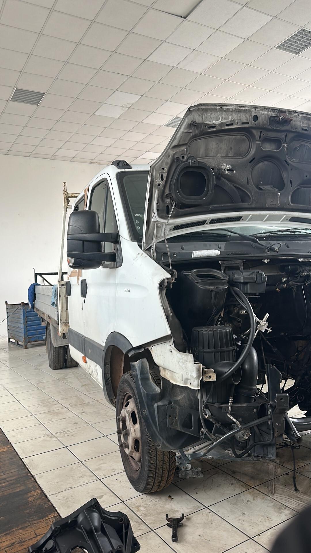 Iveco Ecodaily 35S18DP 3.0 Hpt PL-DC Midicab