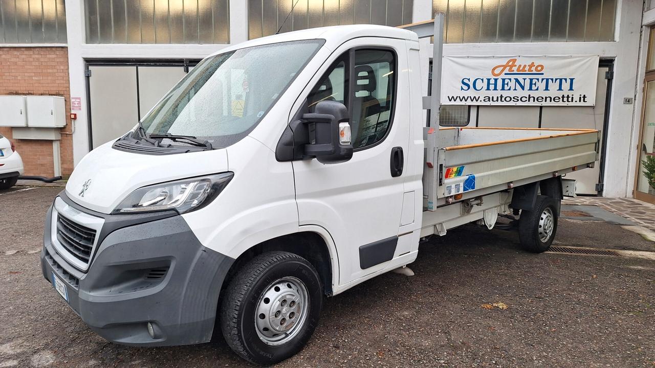 Peugeot Boxer 333 2.2 HDi/130CV FAP PM Cabinato
