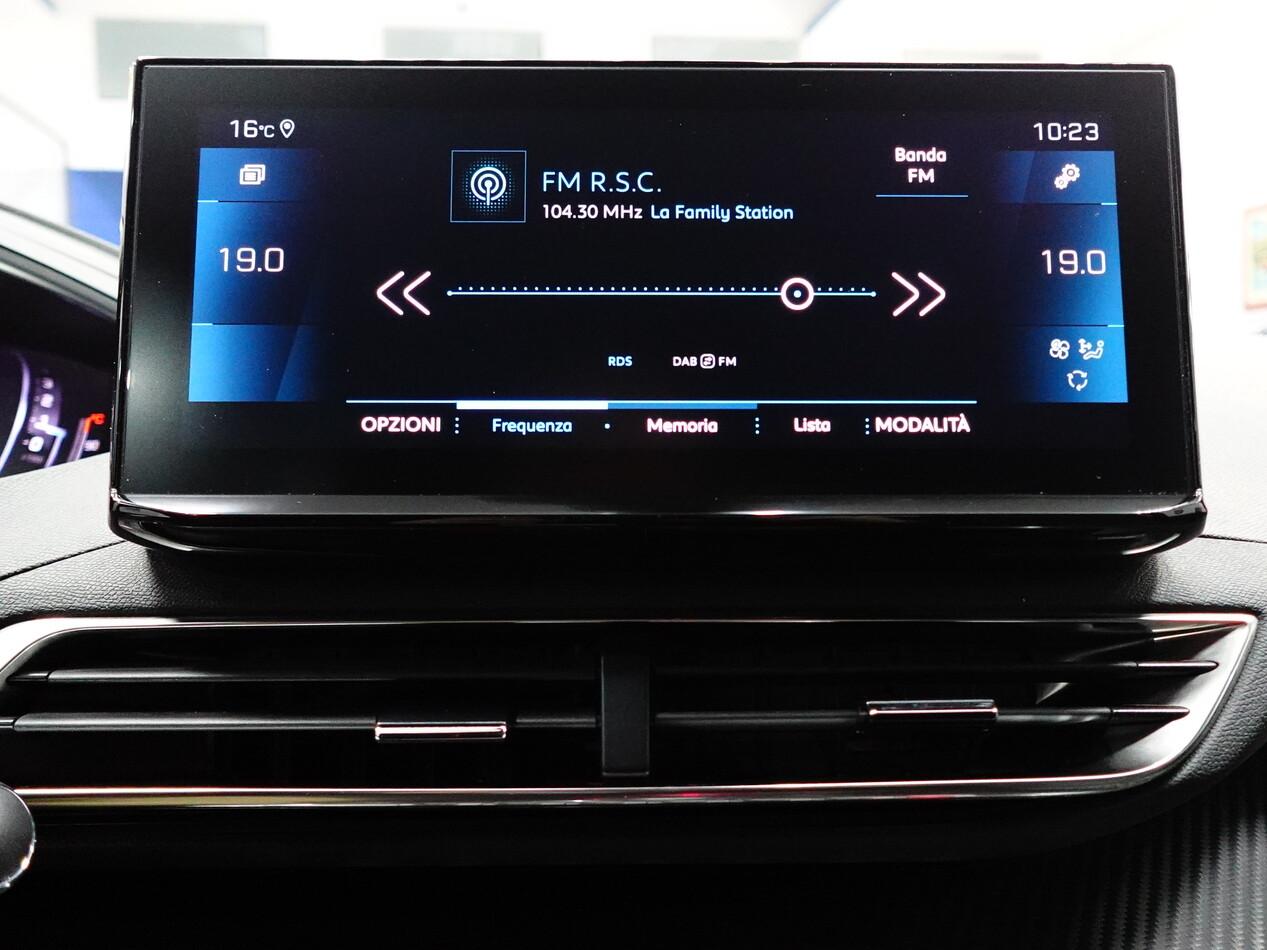 Peugeot 3008 II 1.5 BlueHDI 130 CV EAT8 ALLURE PACK