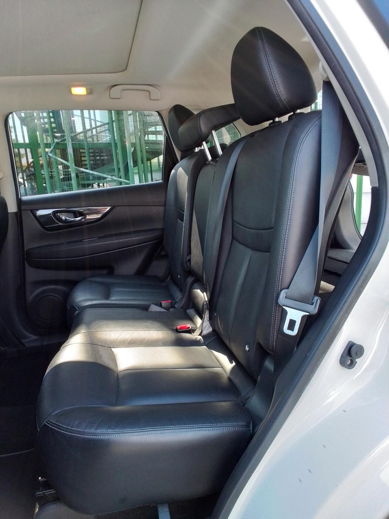 Nissan X-Trail 1.6 dCi 2WD Tekna