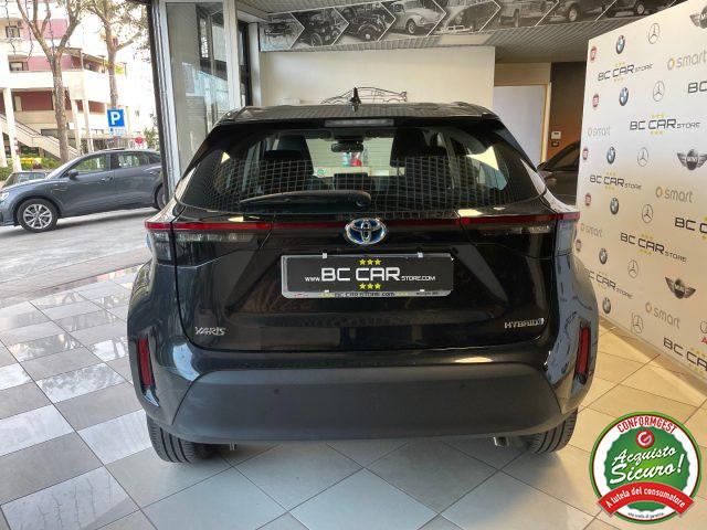 TOYOTA Yaris Cross 1.5 Hybrid E-CVT Business