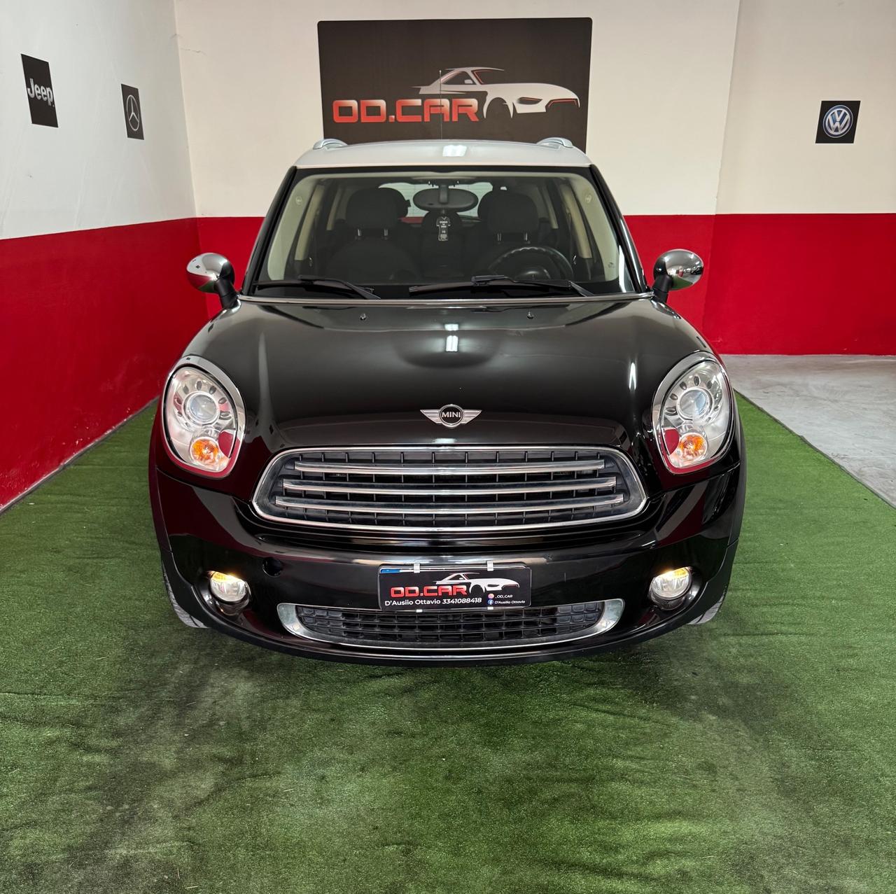 Mini Cooper D Countryman ALL 4 cambio automatico 130000 Chilometri
