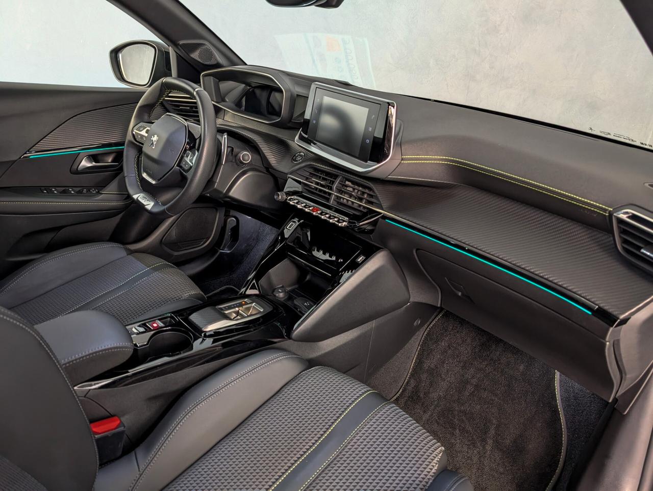 PEUGEOT 208 PURETECH 130 CV EAT8 5 PORTE GT