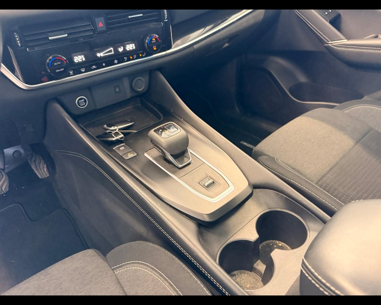 NISSAN Qashqai 3ª serie - Qashqai MHEV 158 CV Xtronic N-Connecta