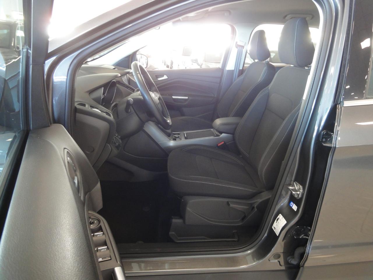 Ford Kuga 2.0 TDCI 150 CV S&S 4WD Powershift Business