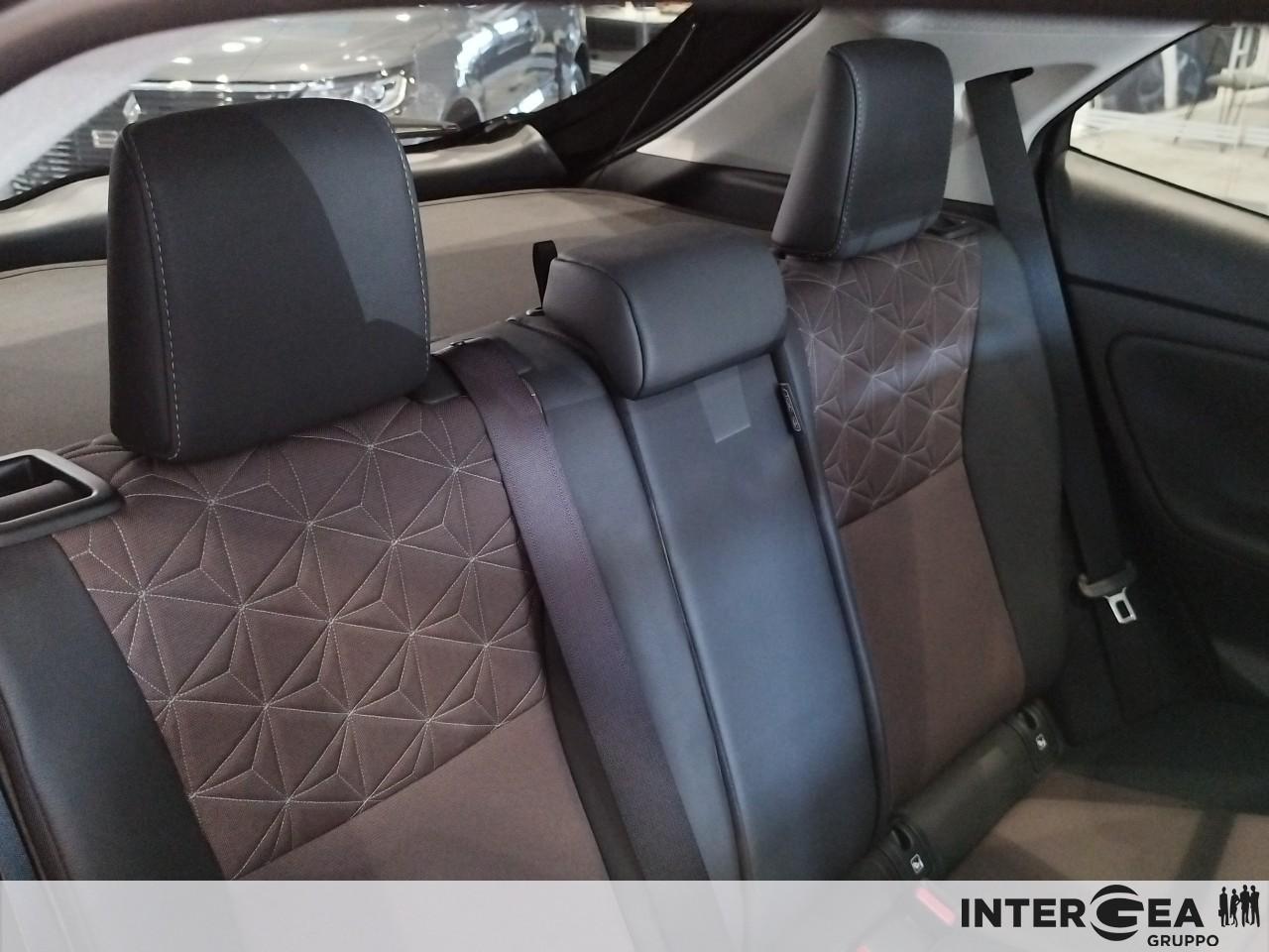 TOYOTA Yaris Cross 1.5h Lounge fwd 116cv e-cvt
