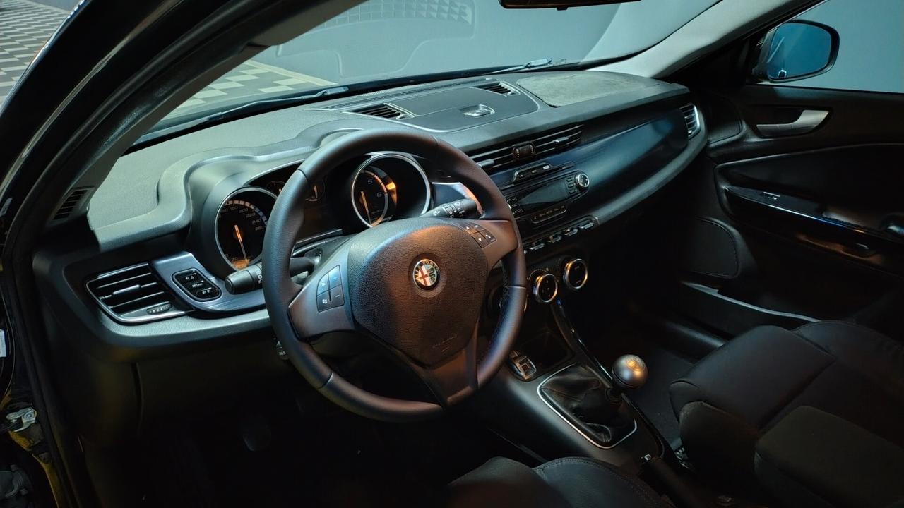 Alfa Romeo Giulietta 2.0 JTDm-2 140 CV Exclusive