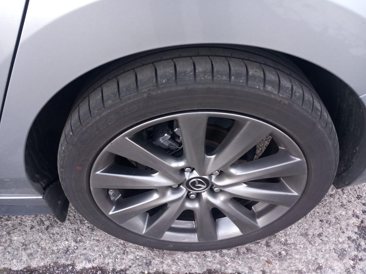 Mazda 3 Mazda3 2.0L e-Skyactiv-X M Hybrid 4p. Exclusive