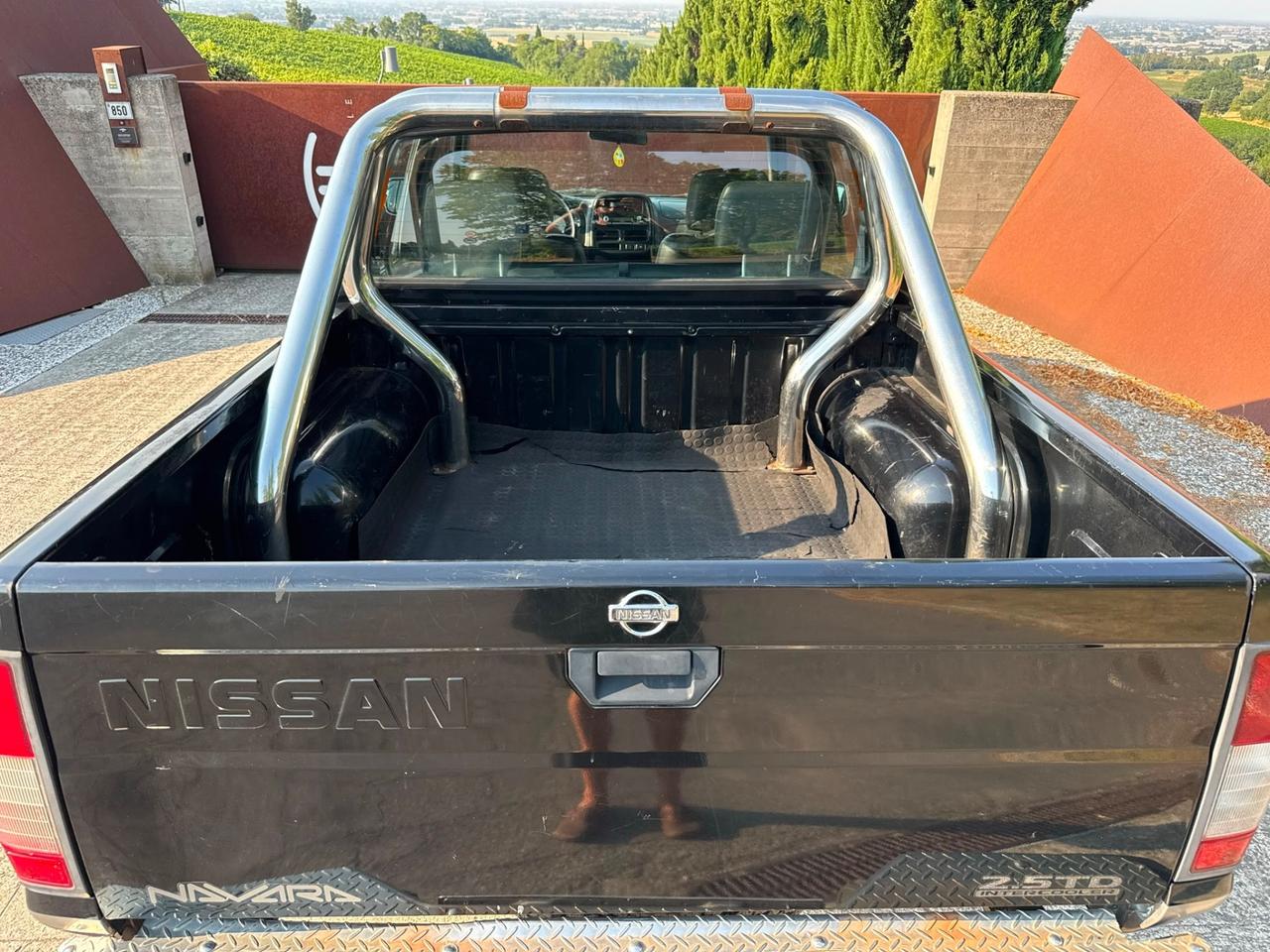 Nissan Pick Up Pick-up 2.5 TD 4 porte Double Cab Navara 2WD