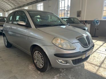 Lancia Ypsilon 1.2 16V Argento