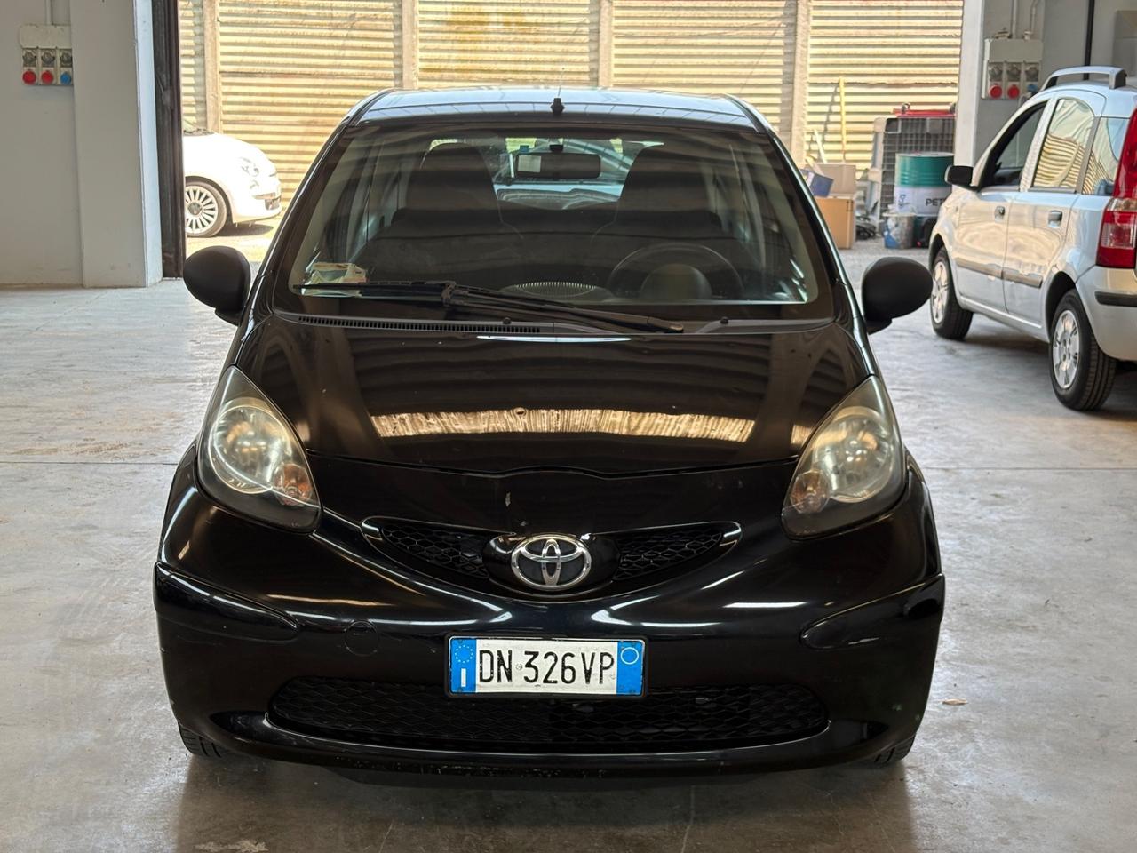Toyota Aygo 1.0 12V VVT-i 5 porte Sound