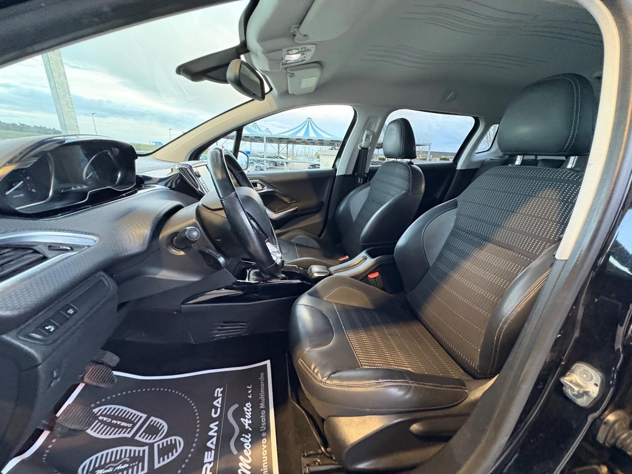 Peugeot 2008 BlueHDi 120 S&S Black Matt