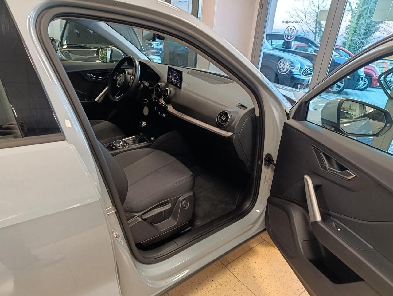 Audi Q2 35 TDI S tronic Business