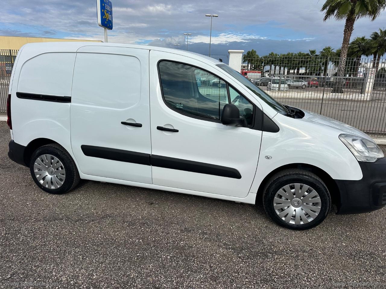Berlingo B.HDi 75 Van 3POSTI
