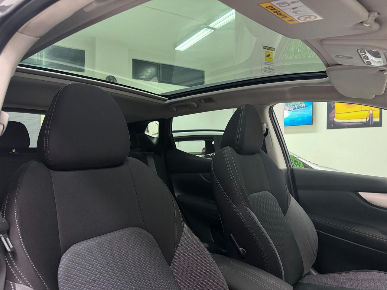 Nissan Qashqai N-Connecta / 1.5 dCi 115cv / TETTO / NAVI / GANCIO TRAINO