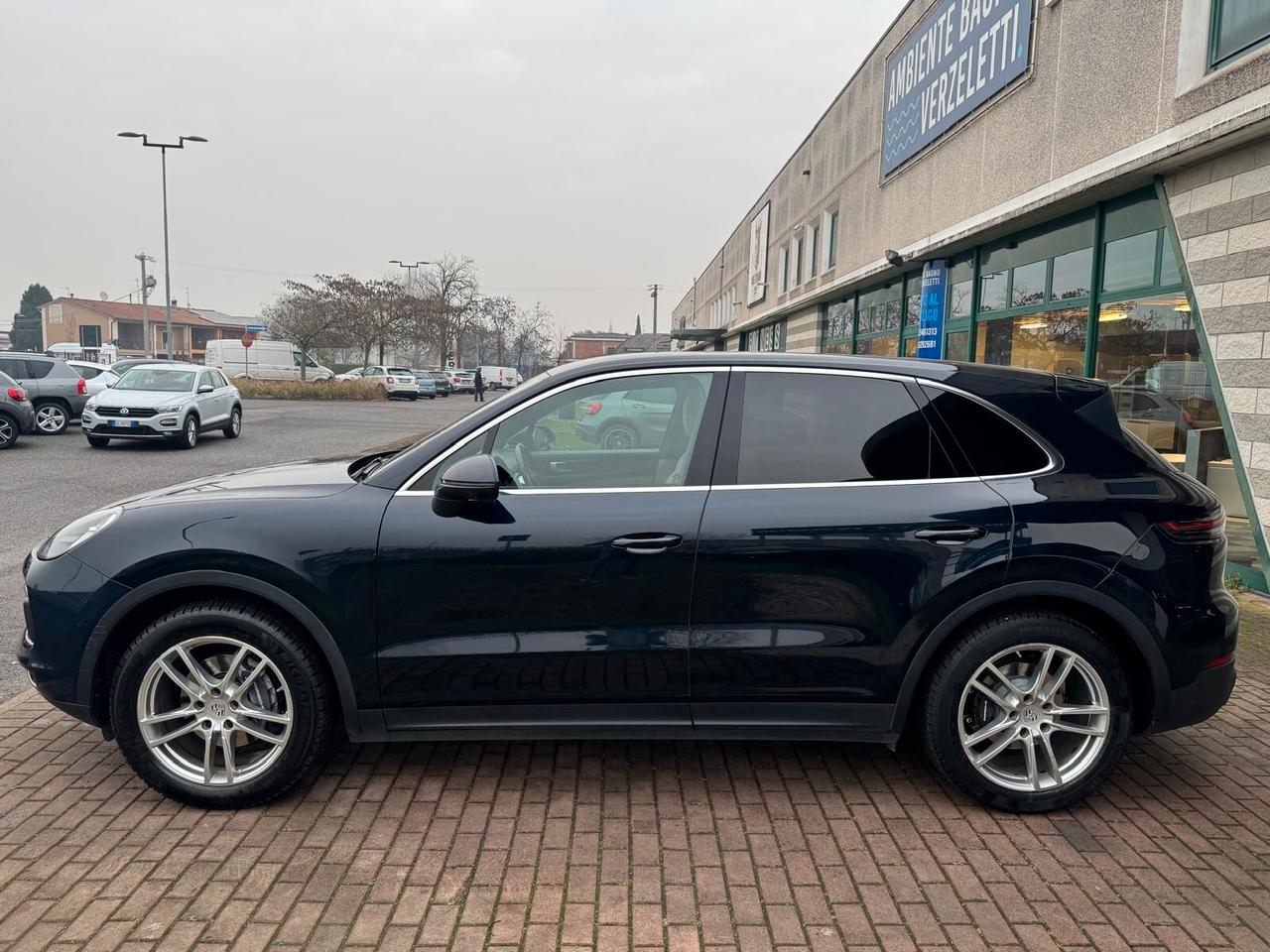 Porsche Cayenne 3.0 V6