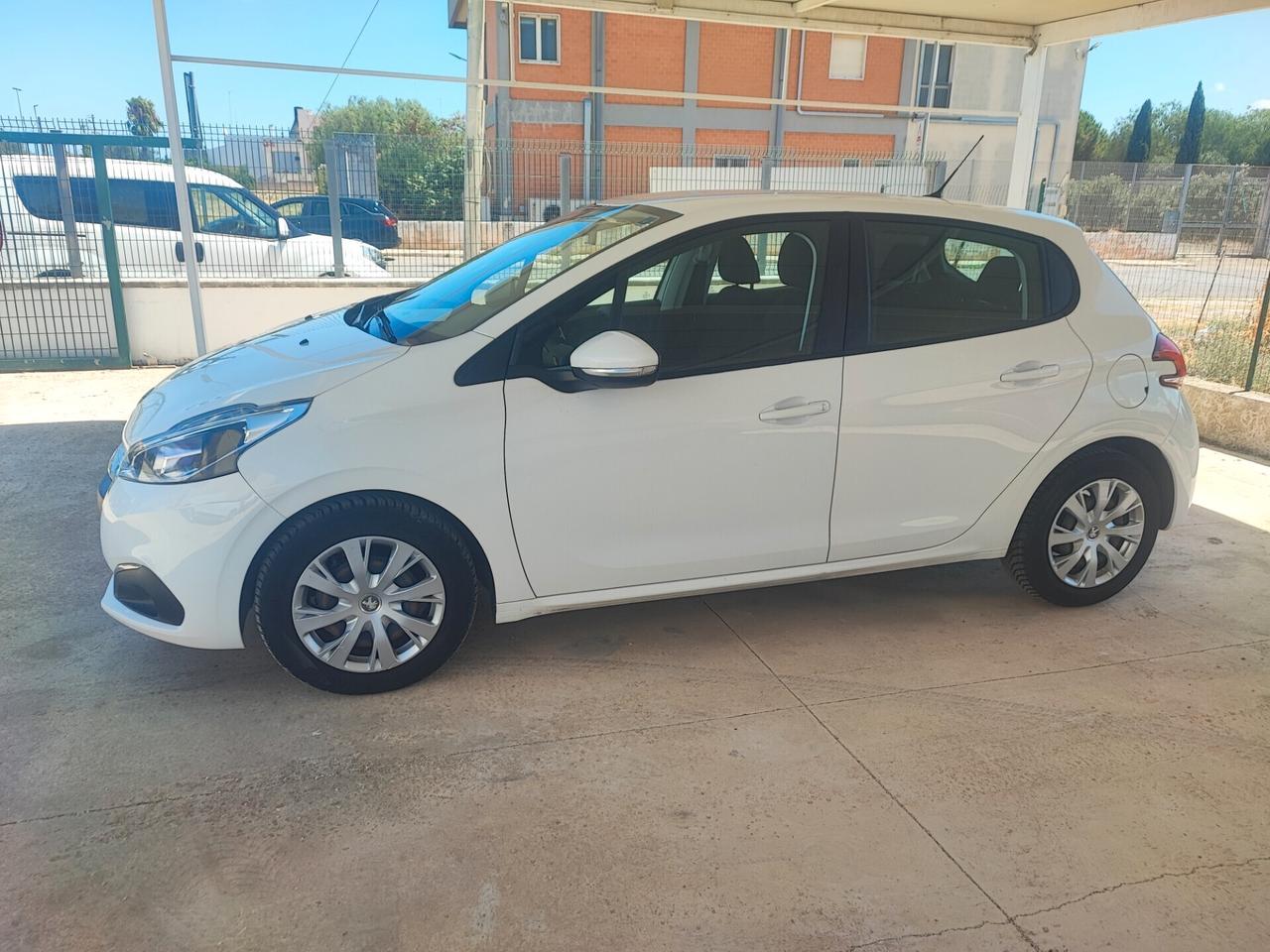Peugeot 208 PureTech 82 Stop&Start 5 porte Active