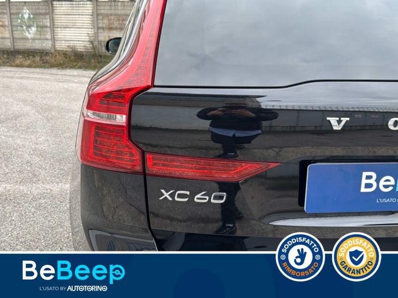 Volvo XC60 2.0 B4 MOMENTUM PRO AWD AUTO