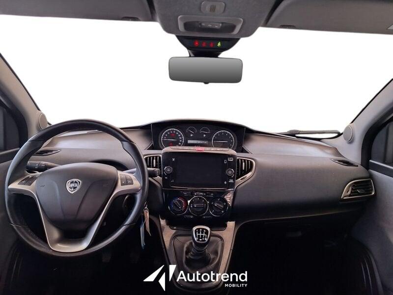 Lancia Ypsilon 1.0 FireFly 70 CV Hybrid Gold S&S