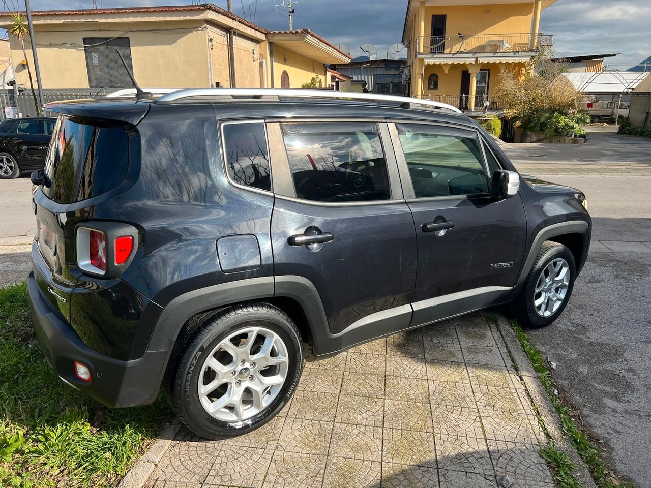 Jeep Renegade 1.6 Mjt 120 CV Limited INTERNI IN PELLE