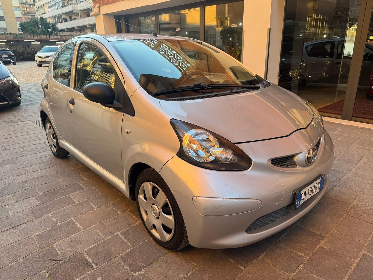 TOYOTA Aygo 1.0 12V VVT-i 5P