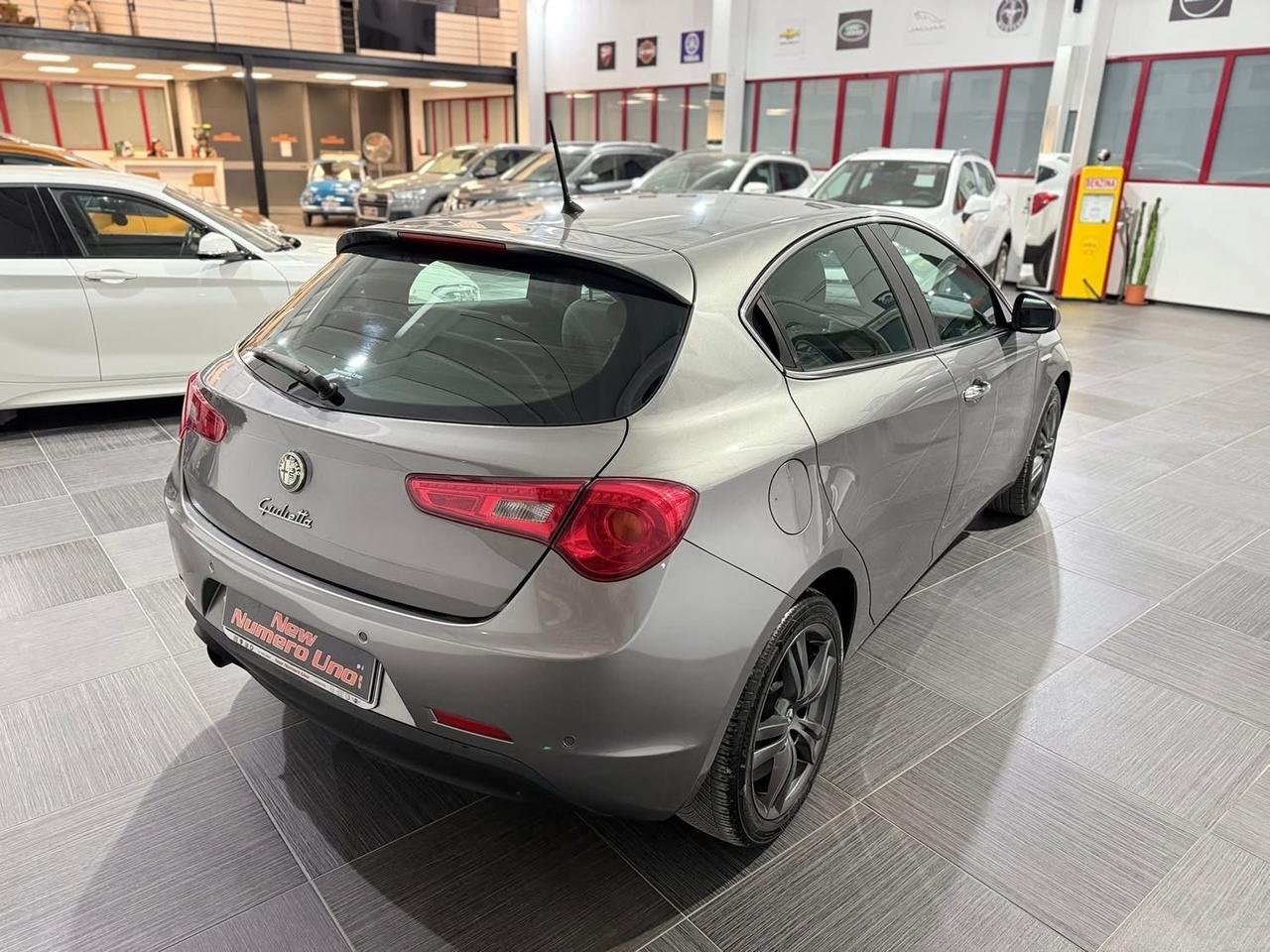 Alfa Romeo Giulietta 1.6 Mjt 105cv Distinctive 2015