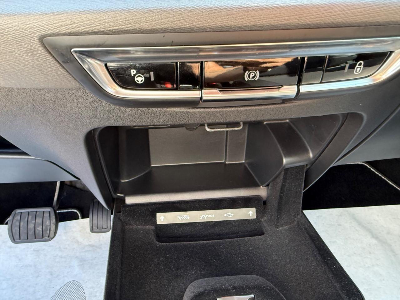 Citroen Grand C4 Picasso BlueHDi 120 Shine 7 POSTI